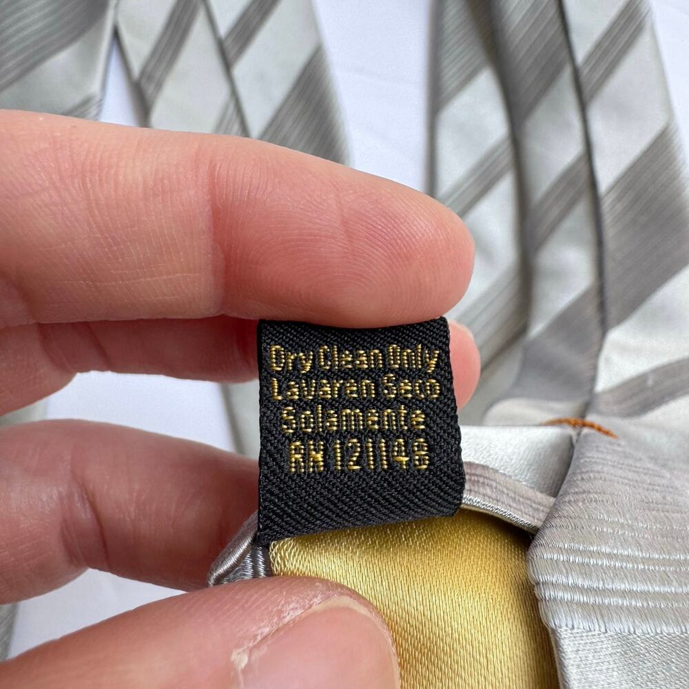 Donald J Trump Signature Collection Mens Neck Tie Gray 100% Silk Luxury Gold Bar - Picture 7 of 8